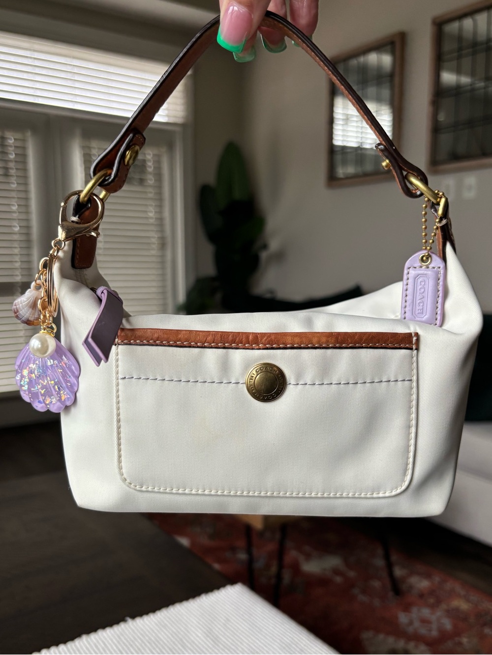 🐚✨💜COACH Nylon & Leather Pouchette💜✨🐚